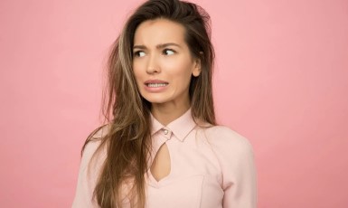 تساقط الشعر – أهم 5 زيوت طبيعية لعلاج التساقط